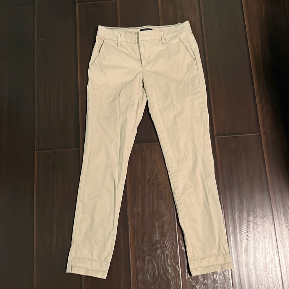 Tommy Hilfiger Women’s Khaki Pants | Size 2
